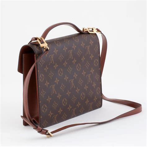 louis vuitton cross over bag.